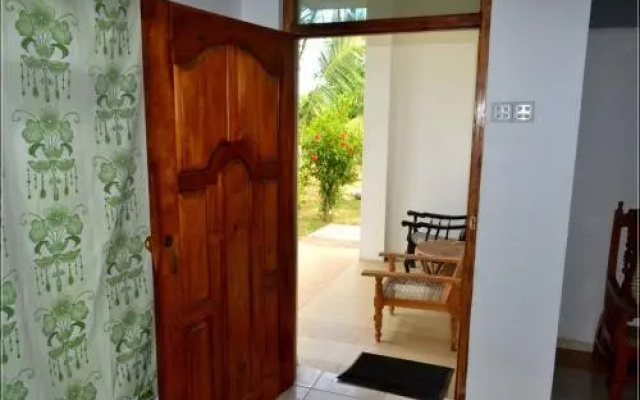 Villasiri and Leon Beach Paradise