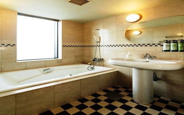 Nest hotel alt. Sapporo odori