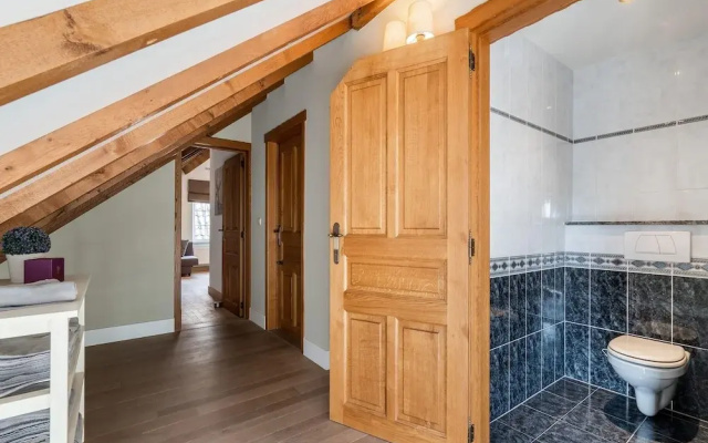 Luxury Retreat With Furry Friends