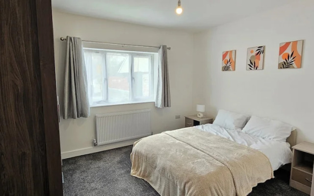 Citrine Suite - Sleeps 8 With Parking