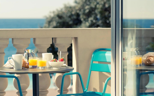 Mercure Nice Marche aux Fleurs