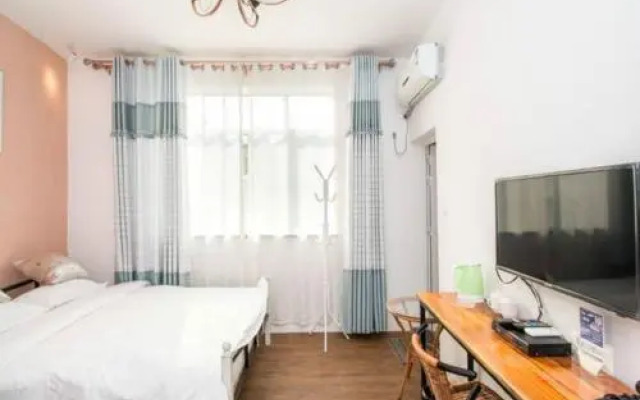 West Street 1986 Hostel