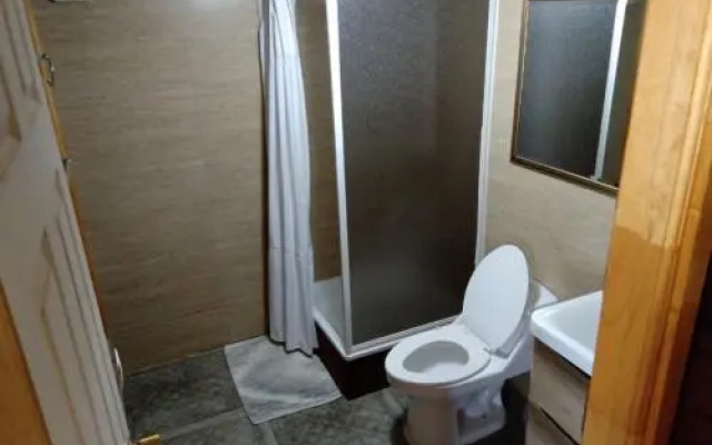 Hostal & Loft El Laurel