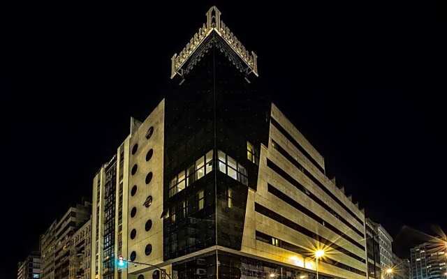 Отель Hesperia A Coruña Centro вид на фасад