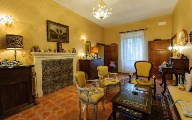 Villa Cesari Tiberi B&B