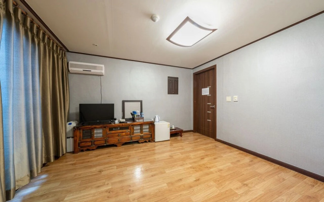 Sokcho Memories