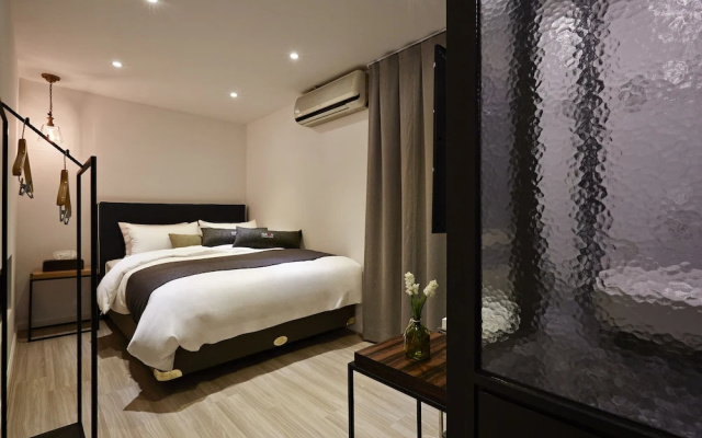 Raon Hotel