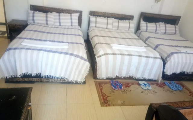 Honey Land Hotel