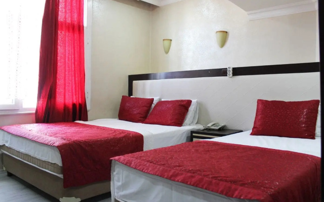 Adana Kucuksaat Hotel