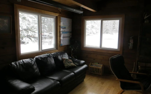 HI-Kananaskis Wilderness Hostel