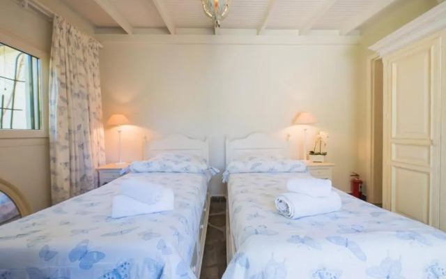 #Kallisti by halu! Sani Villas