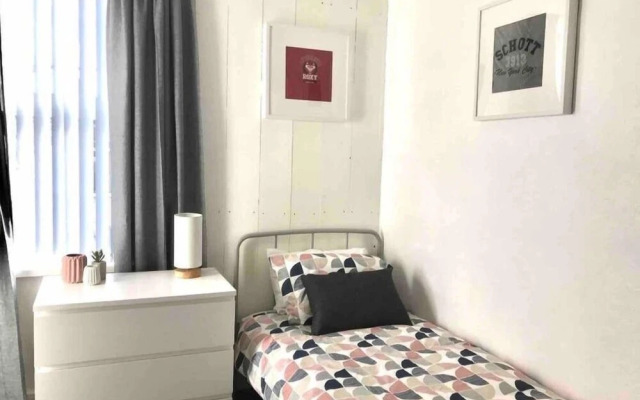 4 bed Townhouse