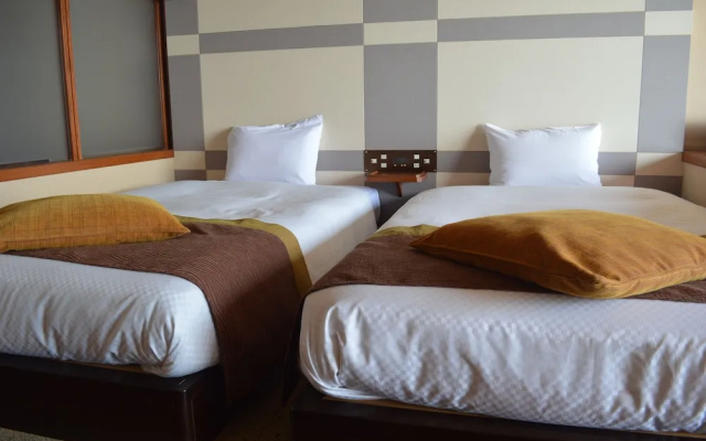 Tenku Hotel Kairo