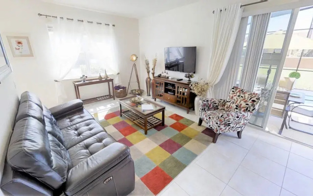 Bella Vida - 470 Las Fuentes Dr