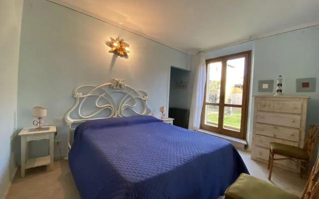 Apartment in Villa With Garden-rif Gioco