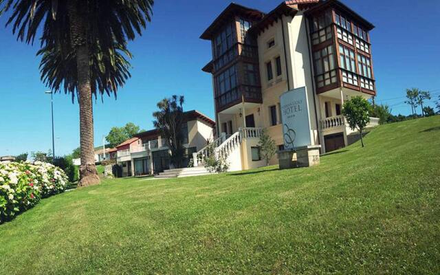 Hotel Indiana Llanes вид на фасад