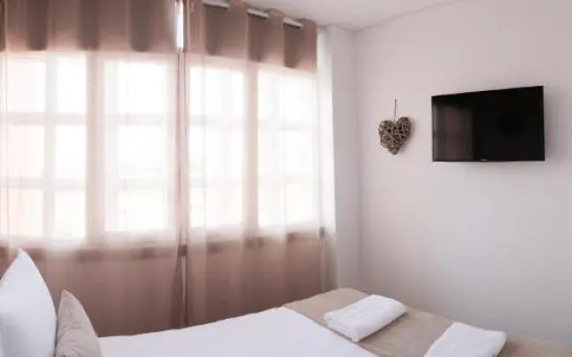 4U Lisbon Suites & Guesthouse VII Airport