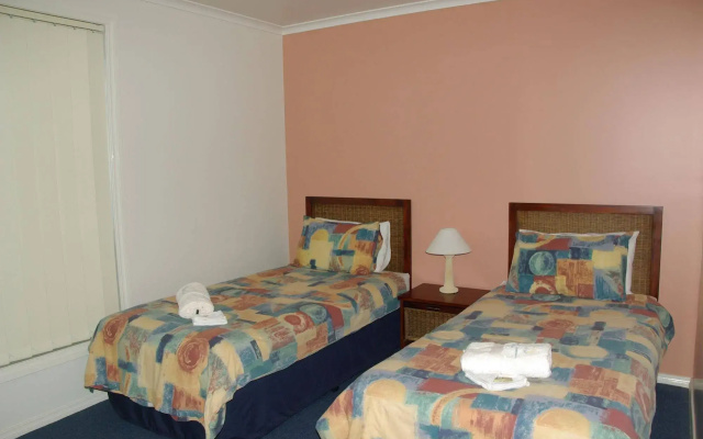 Captain's Quarters