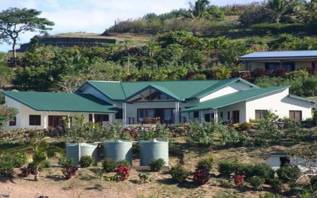 Отель Bularangi Villa, Fiji вид на фасад