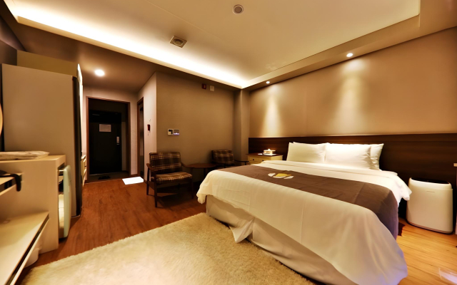 Cheongju The Mark Hotel