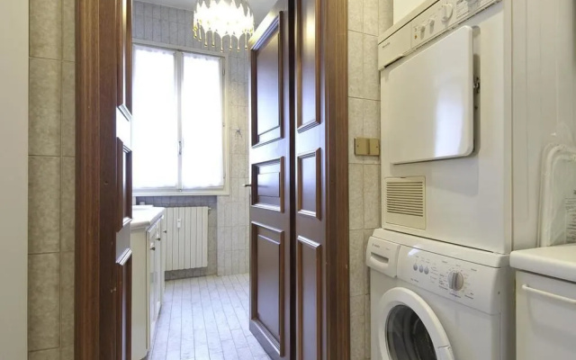 Strada Maggiore Apartment