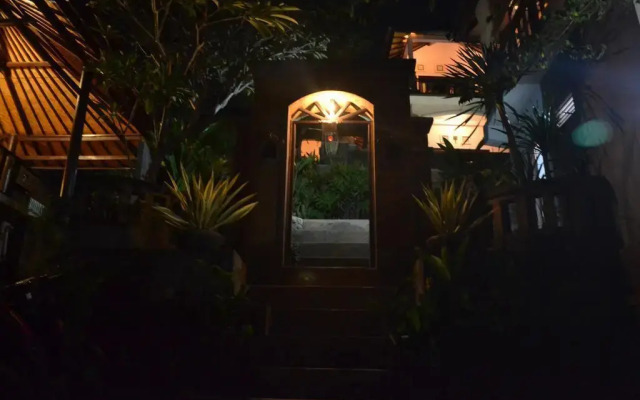 Acarya Bungalows Amed