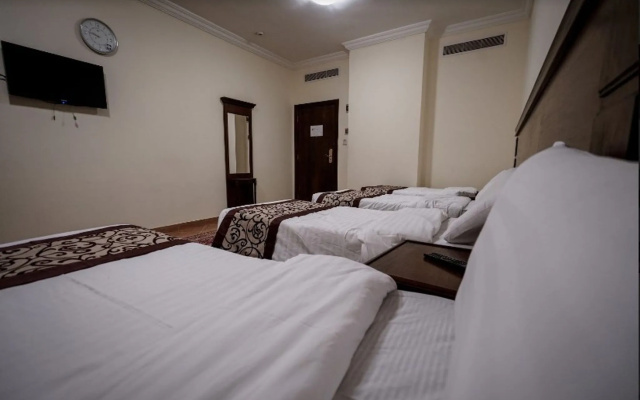 Qasr Alazizia Hotel