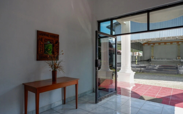 Hotel Horas Palopo by RedDoorz