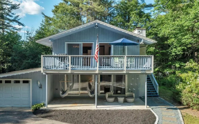 Gunstock & Lakes Region Year Round Chalet