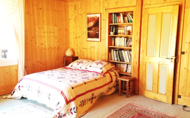 Chalet White Attack