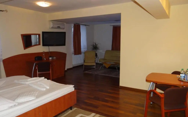 Hotel Restauracja Kinga