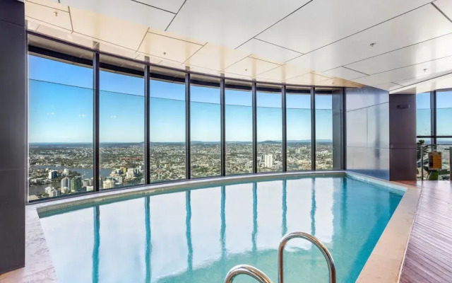 52nd Floor With Panoramic Views of Brisbane City
