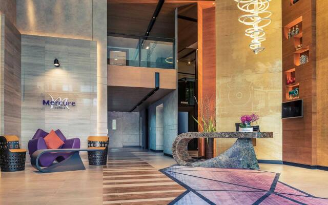Отель Mercure Bangkok Makkasan вид на фасад