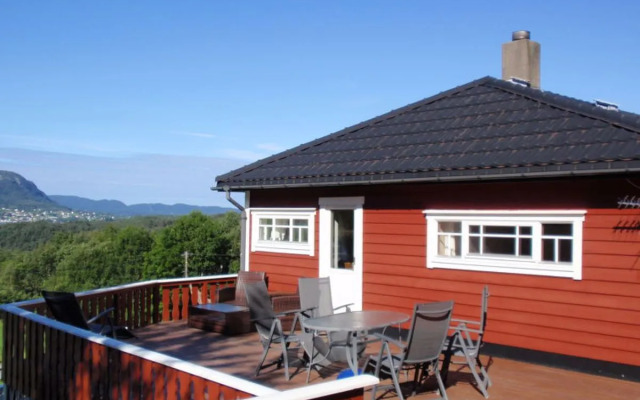 Heggland Huset (FJH616)