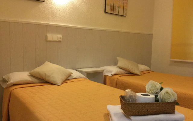 Hostal Albero by gaiarooms