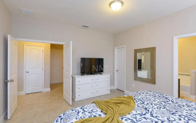 5Sts51OB72 Vacation Home Near Disney Area by RedAwning