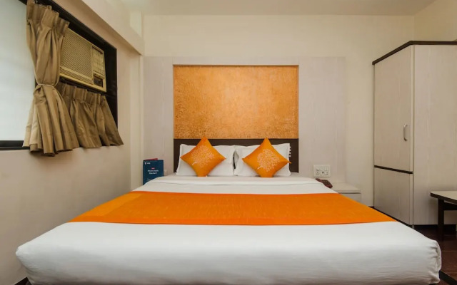 OYO 10248 Hotel Sahar International