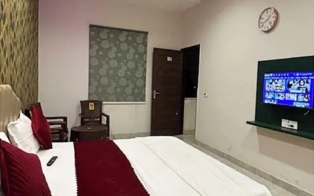 Hotel 11 Inn  Ludhiana