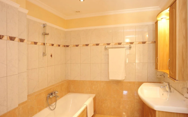 Villa Argyro