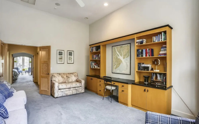 Sea Lane 29