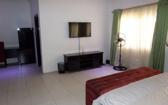 King Serve Guest House