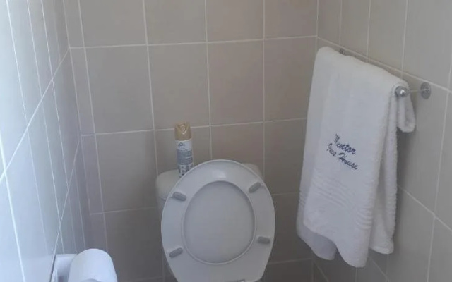 Mentor Guest House