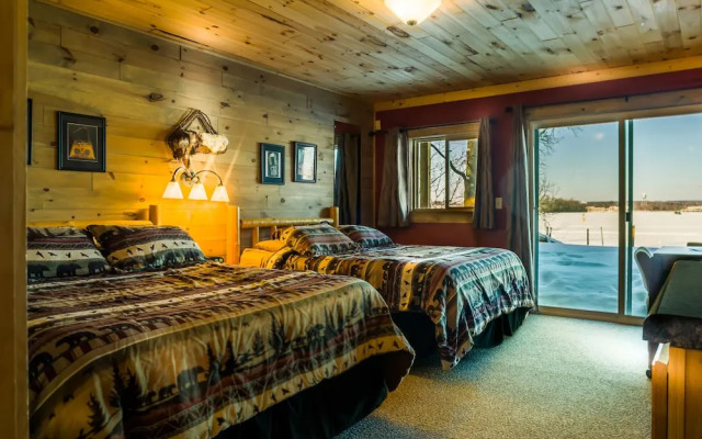 Curriers Lakeview Lodge