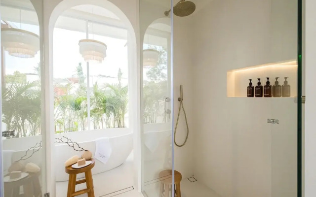 Mazari Luxury Villas