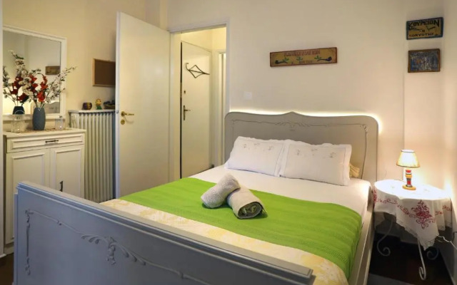 Aristotle's studio apartment