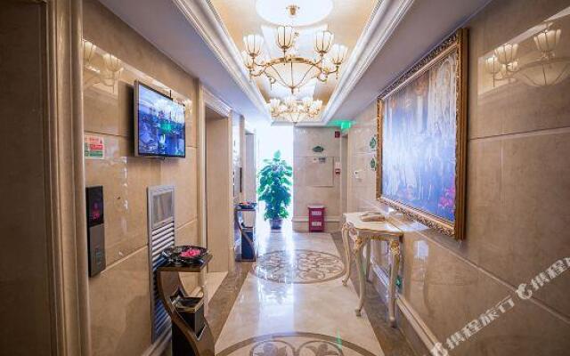 Vienna Hotel (Beihai High-speed Railway Station)