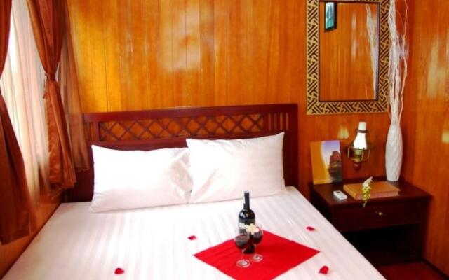 Отель Halong Sails Cruise Вьетнам, Халонг - отзывы, цены и фото номеров - забронировать отель Halong Sails Cruise онлайн комната для гостей