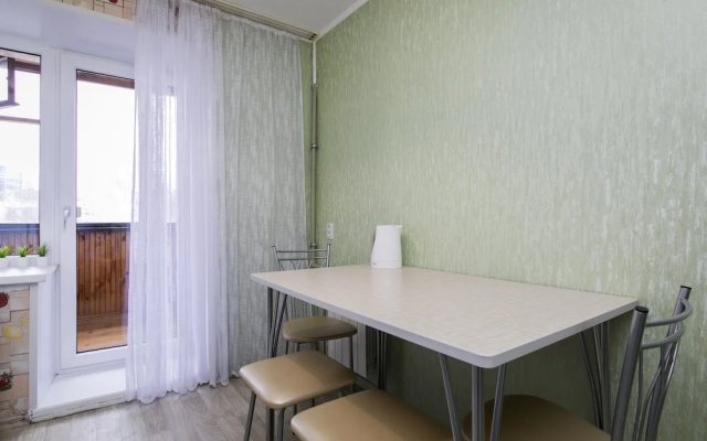 Apartment on Gorkogo 142 - 11