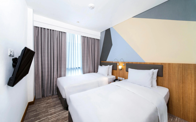 Отель Holiday Inn Express Jakarta Menteng