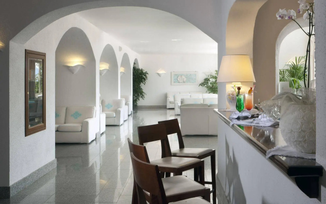 Gabbiano Azzurro Hotel & Suites